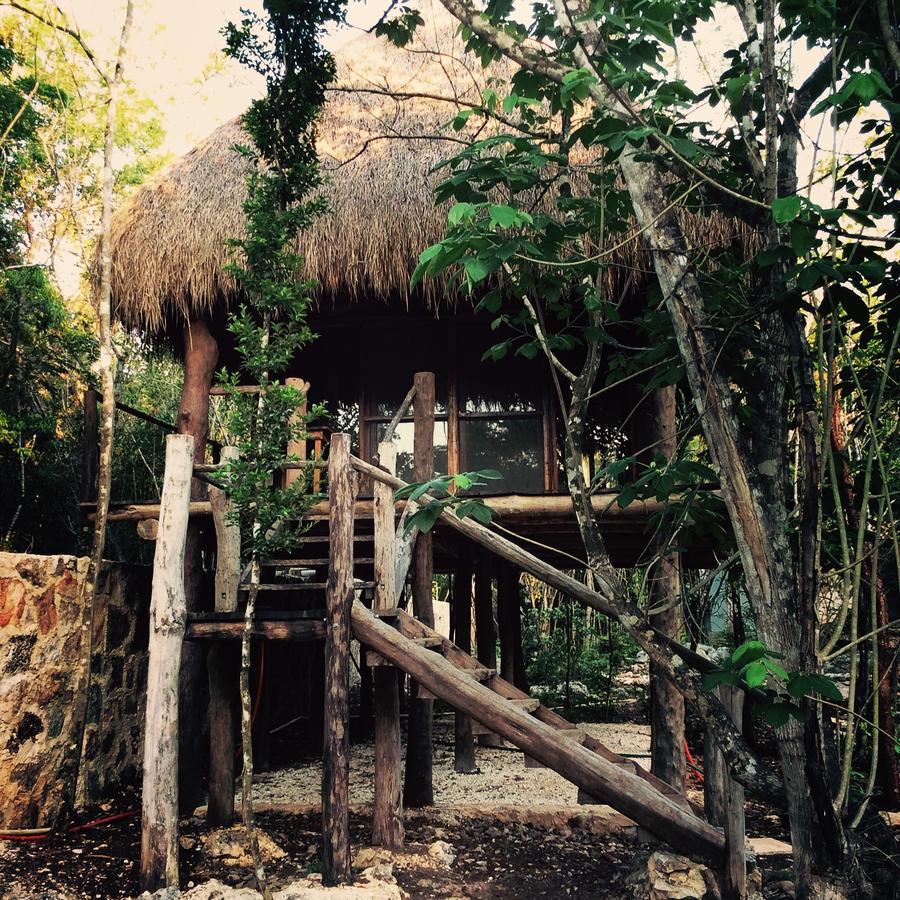 Escarabajo Rojo Bed & Breakfast Tulum Bagian luar foto