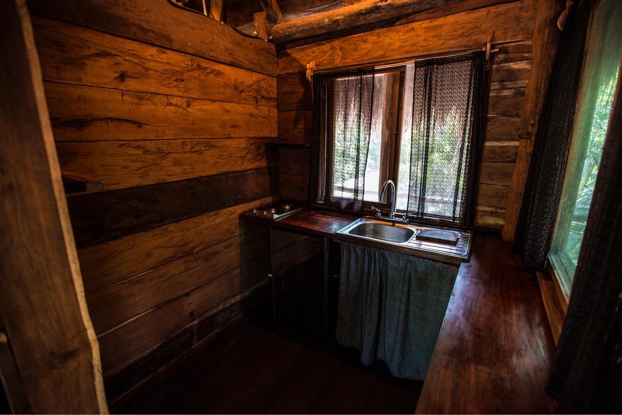 Escarabajo Rojo Bed & Breakfast Tulum Bagian luar foto